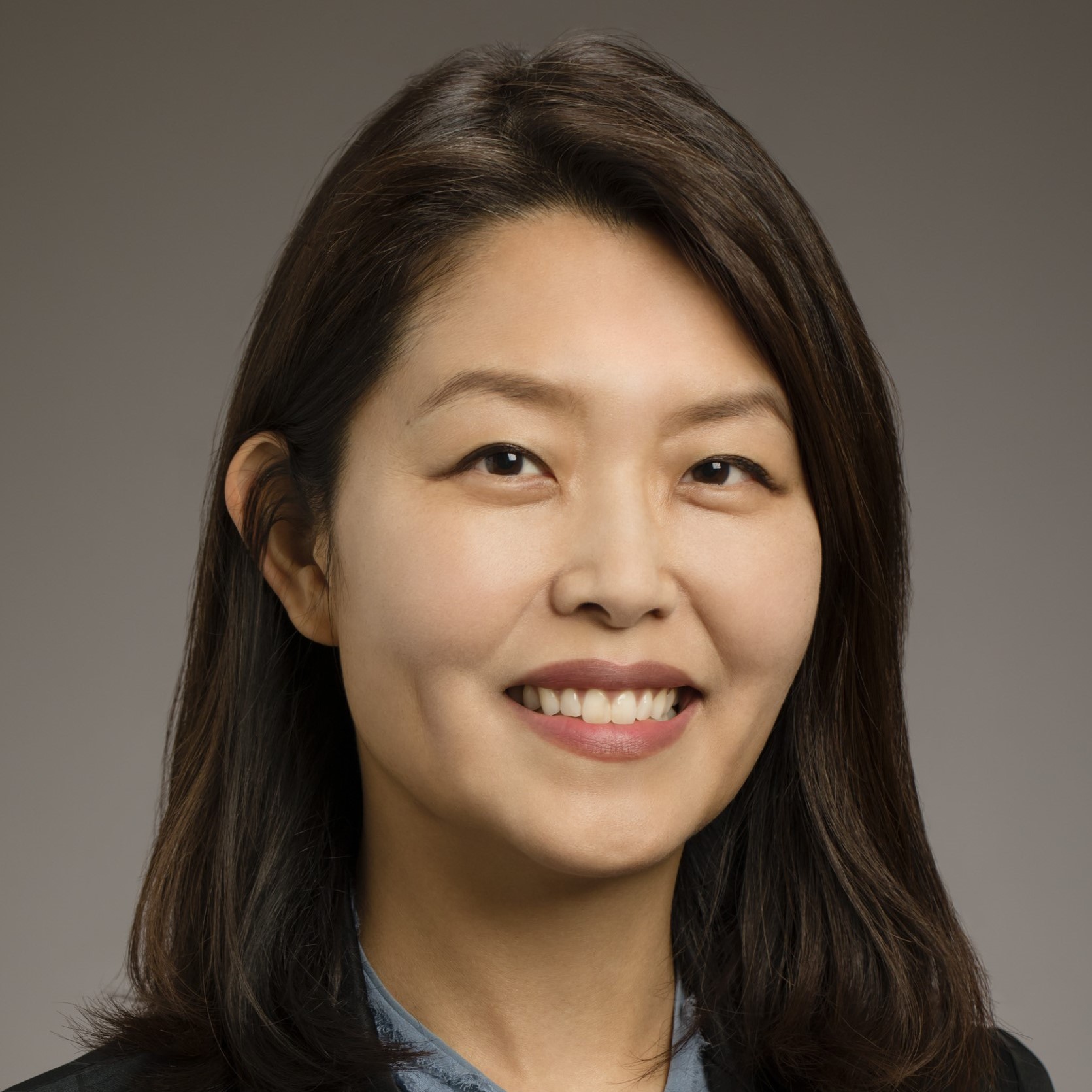 speaker Jisu Hong